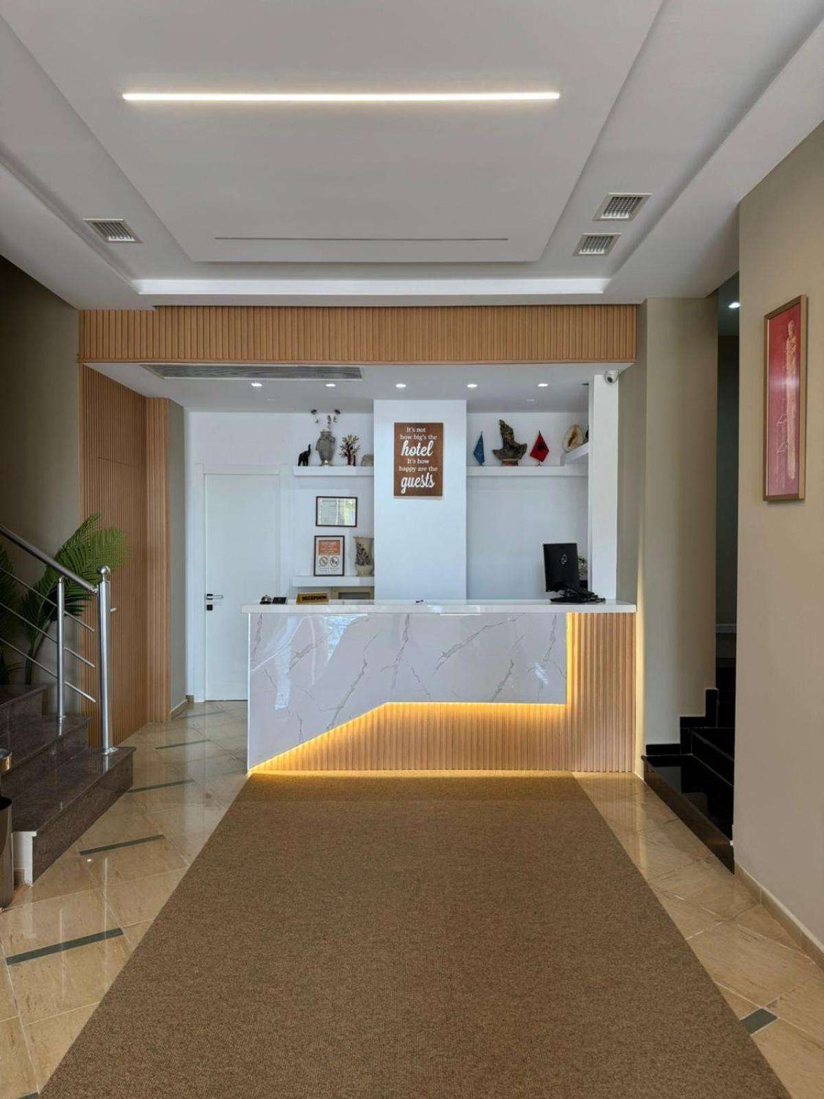 New Heaven Hotel Sarande Ngoại thất bức ảnh