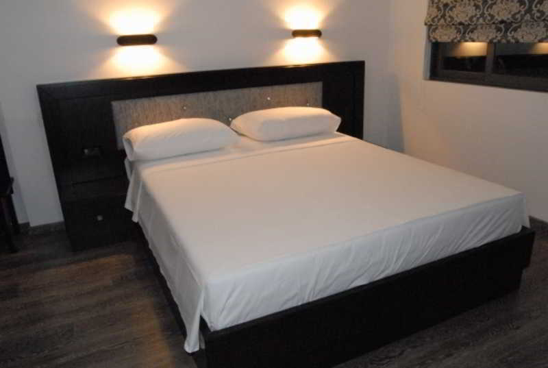 New Heaven Hotel Sarande Ngoại thất bức ảnh