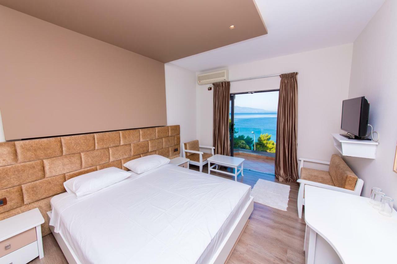 New Heaven Hotel Sarande Ngoại thất bức ảnh